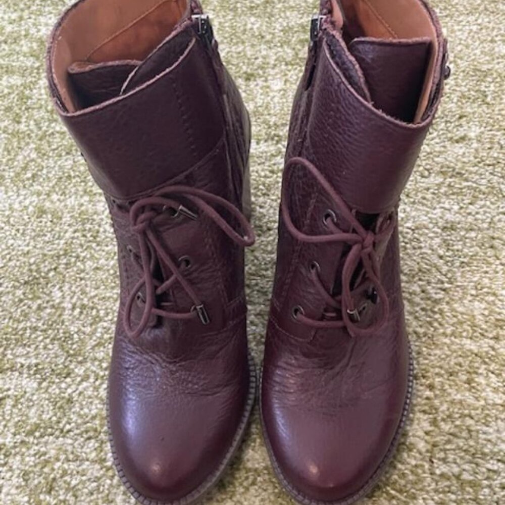 BRAND NEW - Franco Sarto Brown Booties - size 9 (3.5 inch heel)